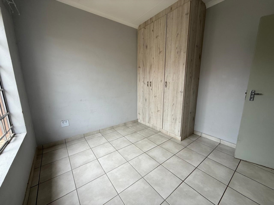 To Let 3 Bedroom Property for Rent in Waterkloof East North West